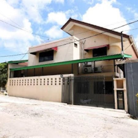 Safina Inn Syariah Sekupang Batam Eksteriør billede