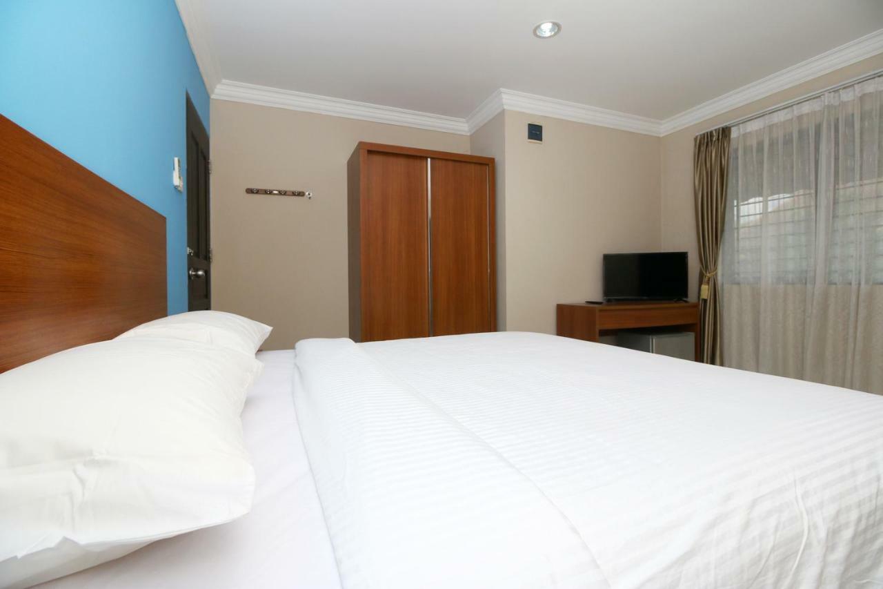 Safina Inn Syariah Sekupang Batam Eksteriør billede