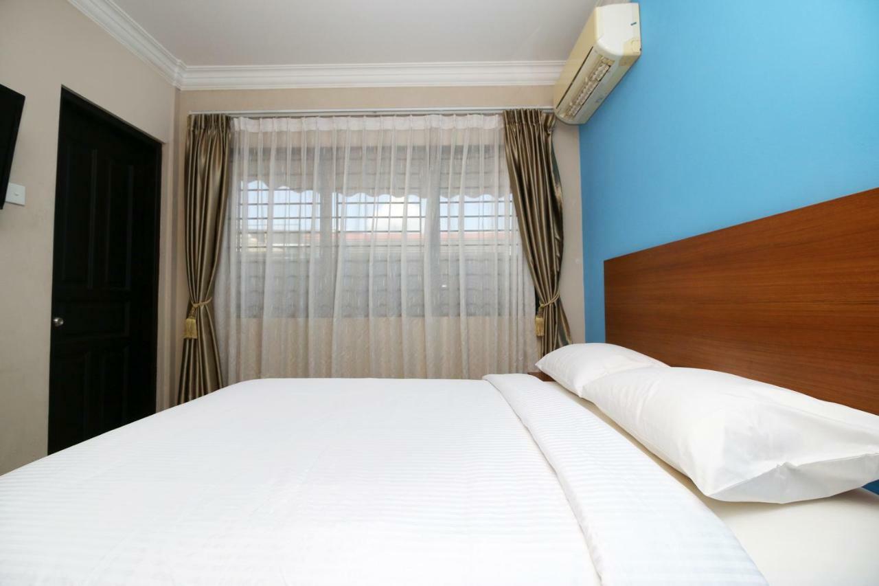 Safina Inn Syariah Sekupang Batam Eksteriør billede